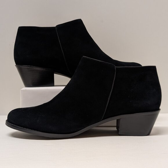 Vionic Serena Suede Ankle Boots in Black - Picture 7 of 16